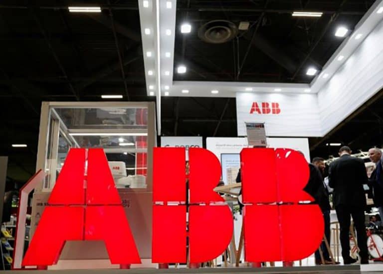 SoftBank acquisisce ABB Robotics per 5,4 miliardi: una mossa strategica verso la “Physical AI”