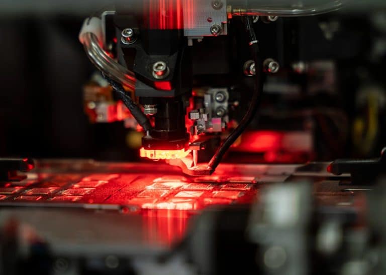 Ce la farà Substrate a sconfiggere il monopolio di ASML nei sistemi per la produzione di chip avanzati?