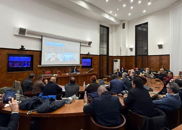 STMicroelectronics: confermati gli investimenti su Catania ma restano le preoccupazioni dei sindacati