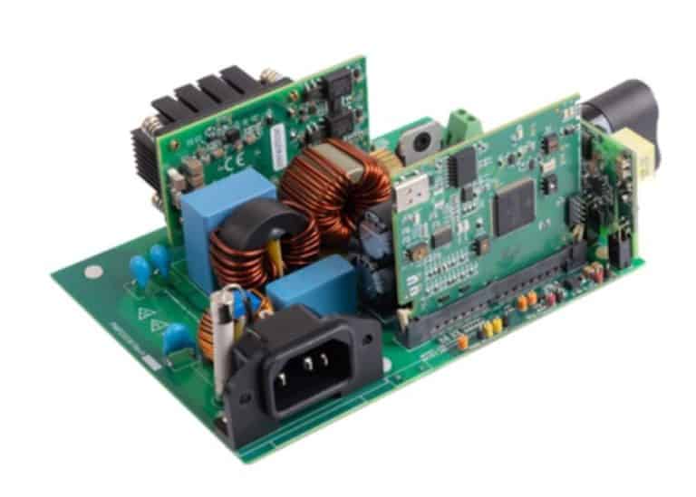 Come limitare la corrente di riavvio (re-rush current) nei sistemi PFC